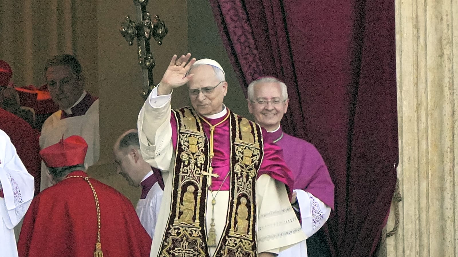 Chicago Cubs made big blunder celebrating Pope Leo XIV