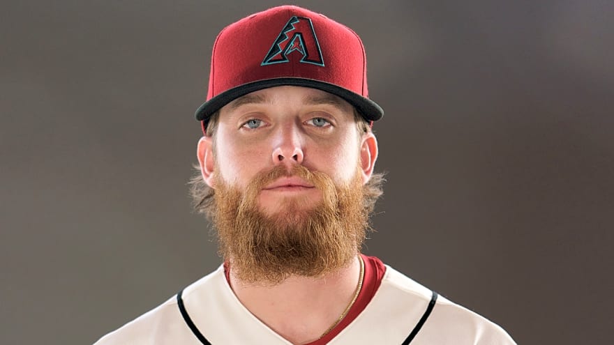 D-Backs Release Shawn Dubin