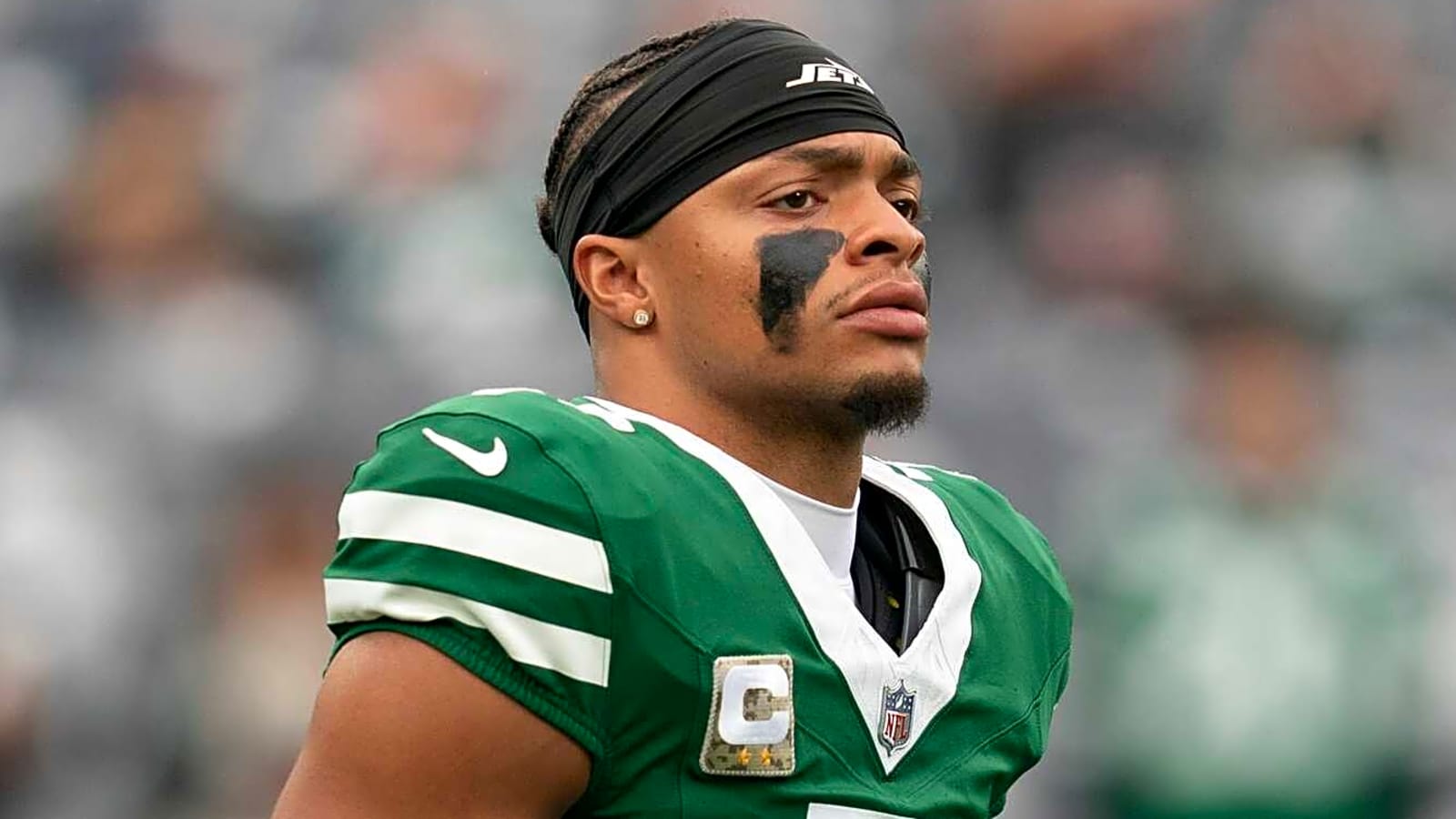 Could Fields reclaim starting job from Taylor after benching?