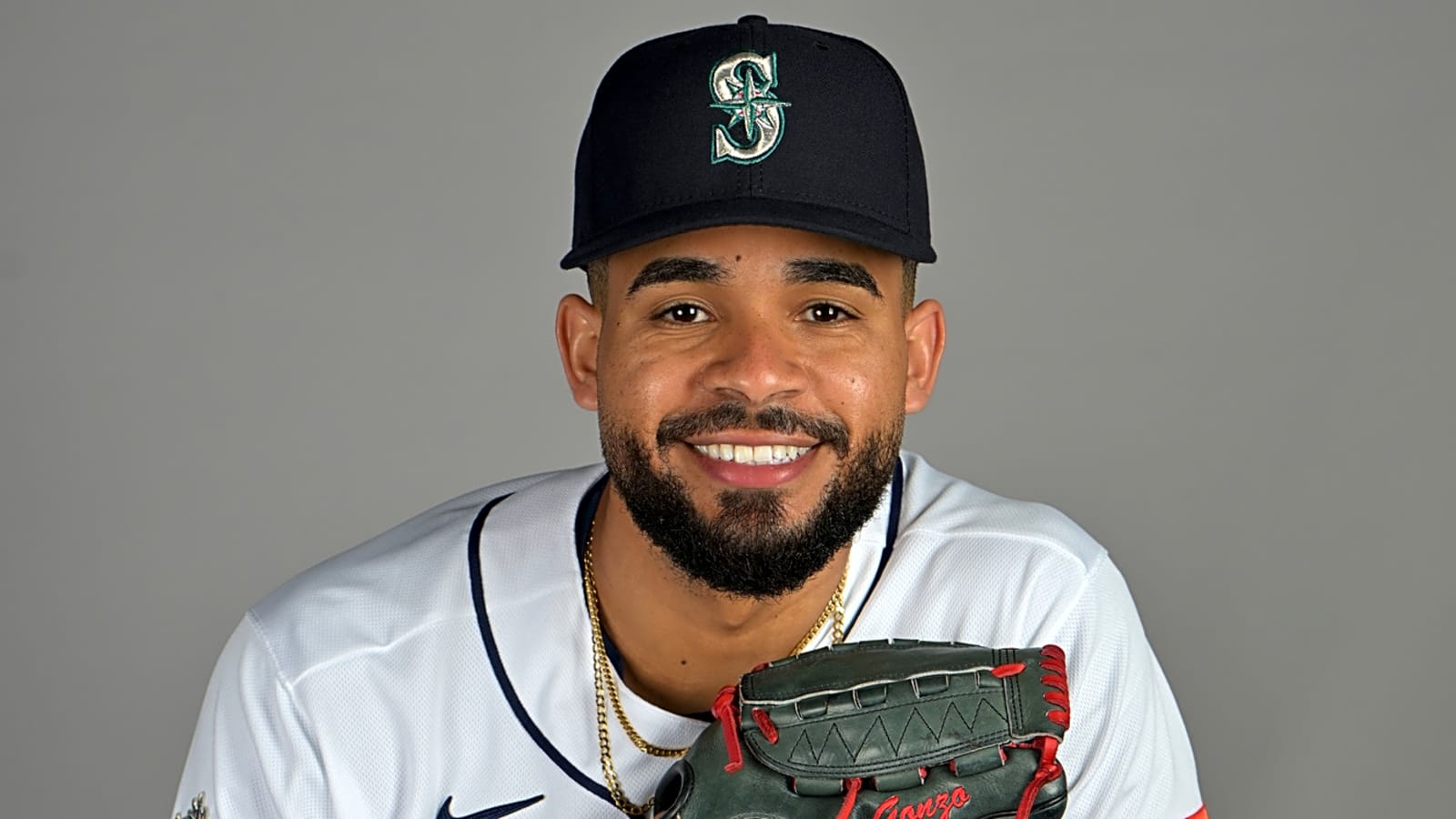 Mariners Recall Domingo González For MLB Debut