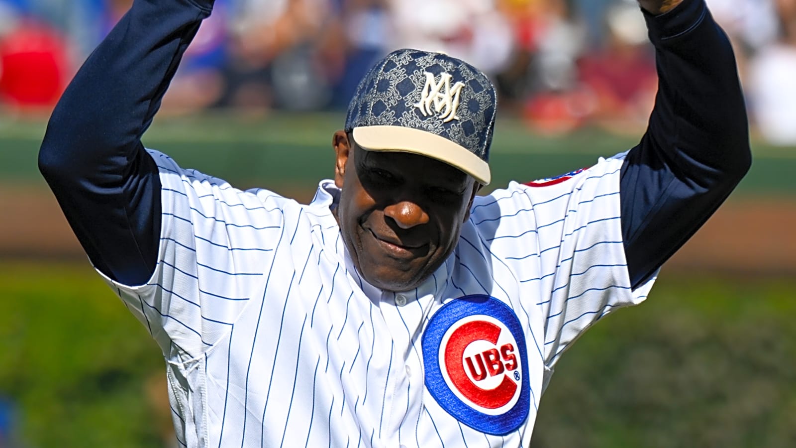 Andre Dawson wins his case: his Expos logo removed from his plaque in the Hall of Fame