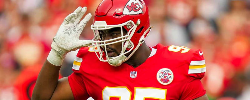 Chris Jones Makes Game-Time Decision After Family Loss: Chiefs Star Shows Heart and Hustle
