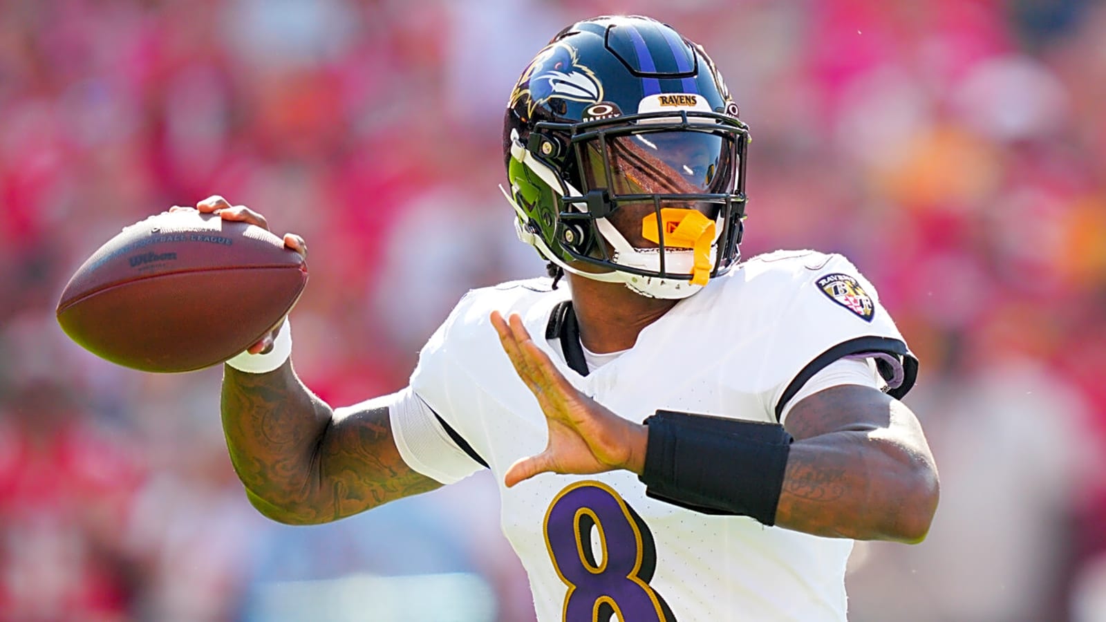 Ravens HC dismisses theory about Lamar Jackson's injury