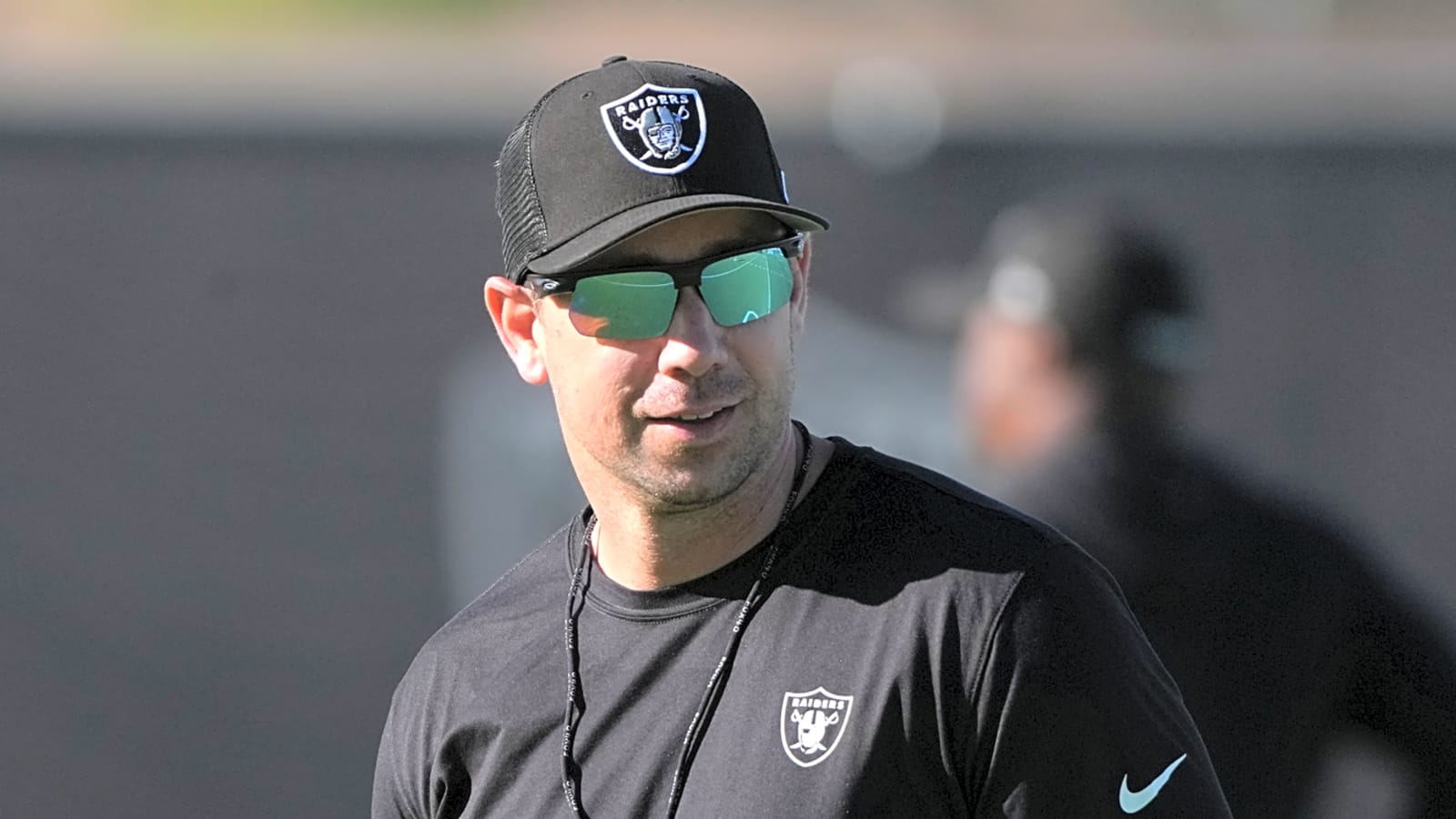 Klint Kubiak announces Kirk Cousins, Fernando Mendoza decision