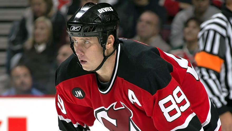 Alexander Mogilny's Hall of Fame induction is long overdue