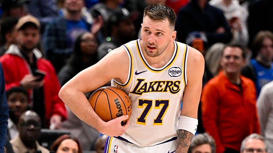 Lakers' Luka Doncic makes history in return to Dallas 
