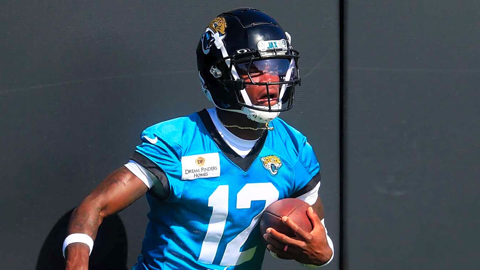 Jaguars had clever way of announcing Travis Hunter’s signing