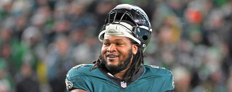 How does Jordan Davis extension impact Jalen Carter's Eagles future?