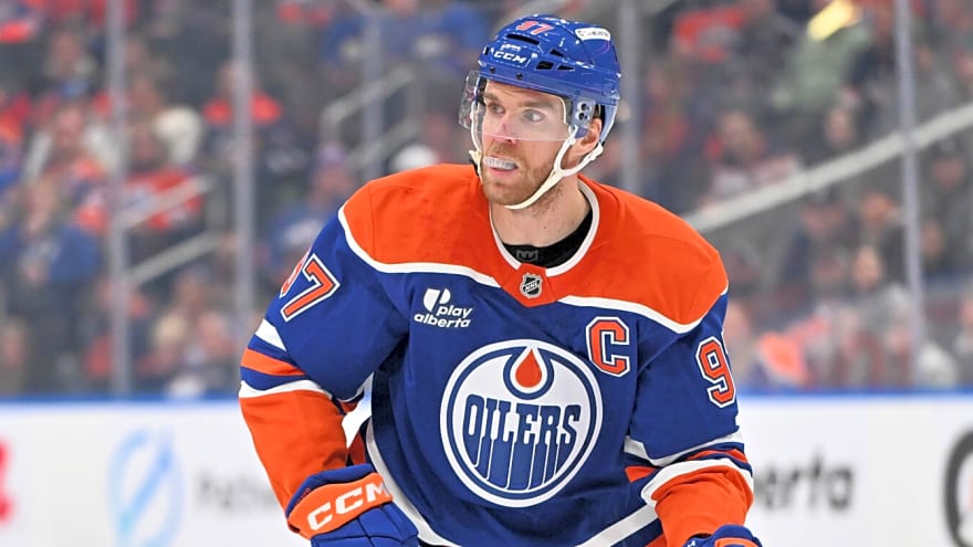 Analyst Asks Whether Father Time is Closing in on Connor McDavid