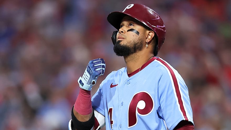 Why the Blue Jays should add Luis Arraez this offseason
