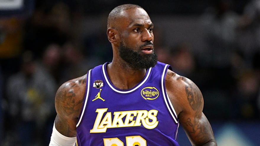 LeBron James pulls a disrespectful move during game against Pacers