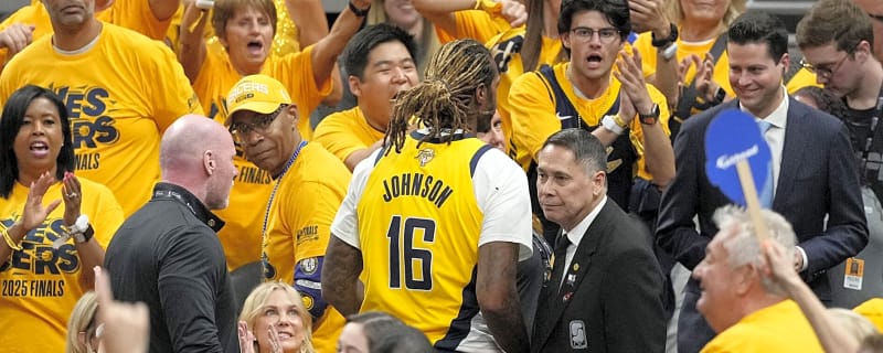 Pacers’ James Johnson’s reaction to wild ejection is pure gold