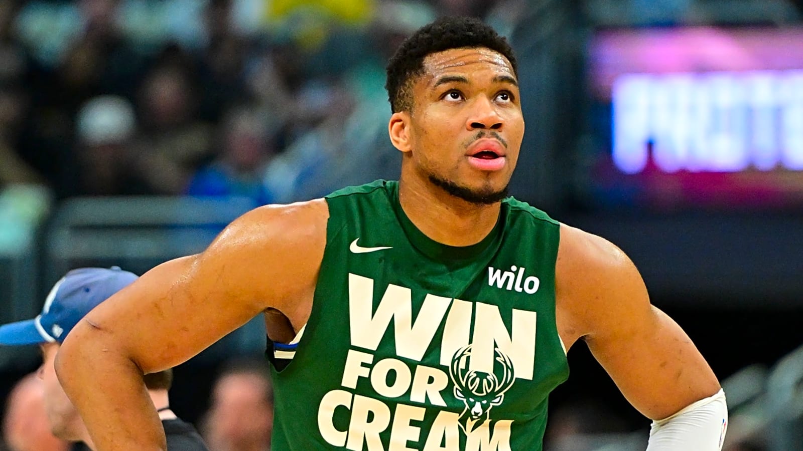NBA Insider Concerned About Giannis Antetokounmpo’s 'Massive Burden', Claims Bucks Would Be Lucky to Finish Top-6