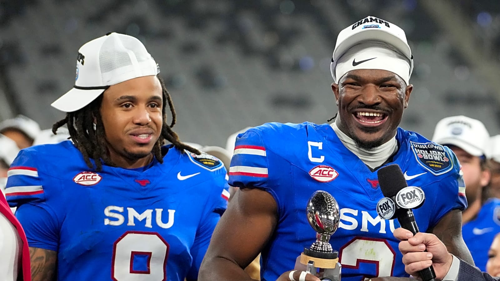 SMU nearly chokes, but holds on to upset No. 17 Arizona in Holiday Bowl