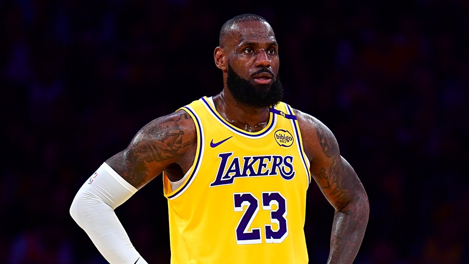 LeBron James suffered concerning injury in season-ending loss