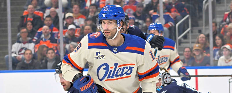 Free Agent Profile: Adam Henrique