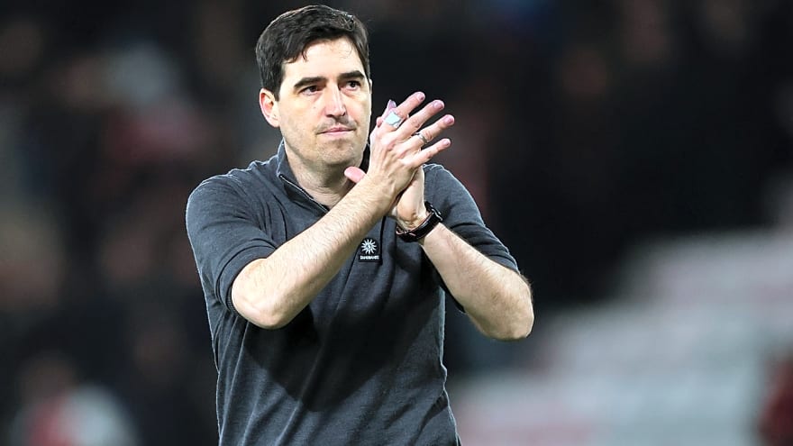 Report: 43-year-old Spaniard still an option for Man United manager job