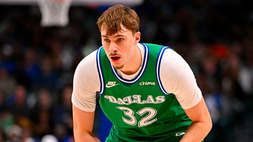 NBA goes chalk with Rising Stars rookie team