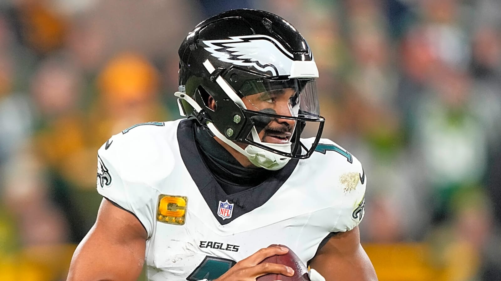 Kelce shares solution regarding Eagles' alleged frustrations with Hurts