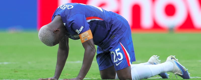 'Pumped up' – Jamie Carragher says off field noise got the better of Chelsea player