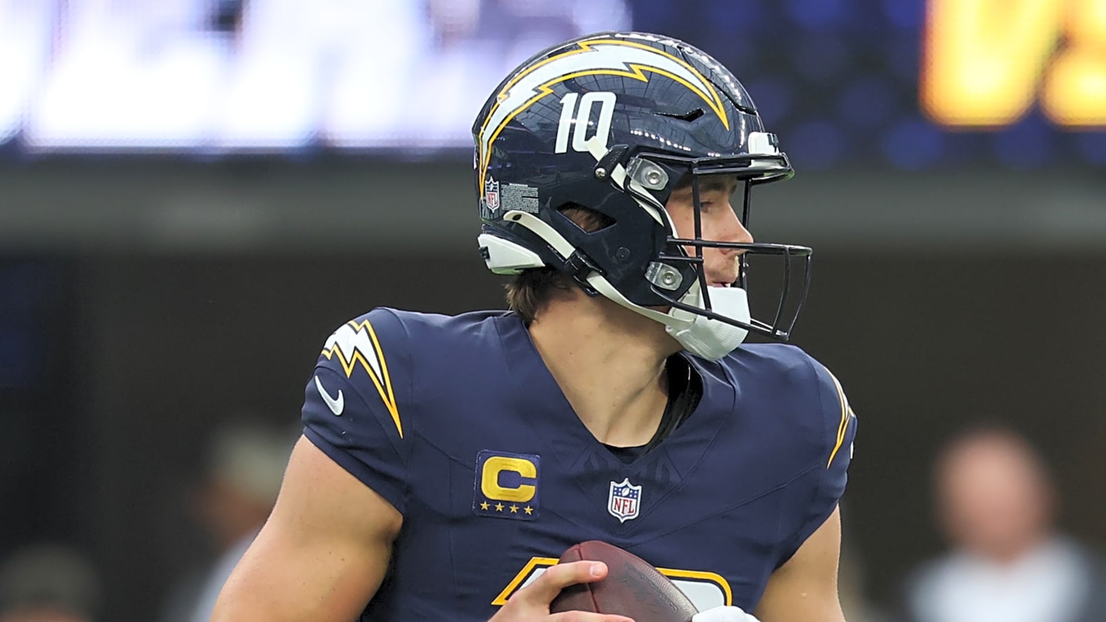 Chargers QB Justin Herbert to undergo surgery on left hand