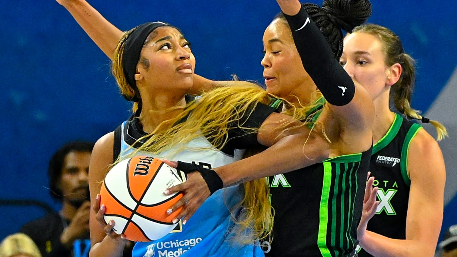 Angel Reese extends impressive streak in loss to Lynx