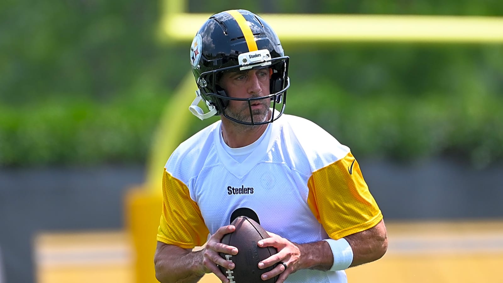 Steelers&#39; Follow-Up To Aaron Rodgers&#39; Lone Season In Pittsburgh Could Be 1 Of 2 Former First Overall Picks