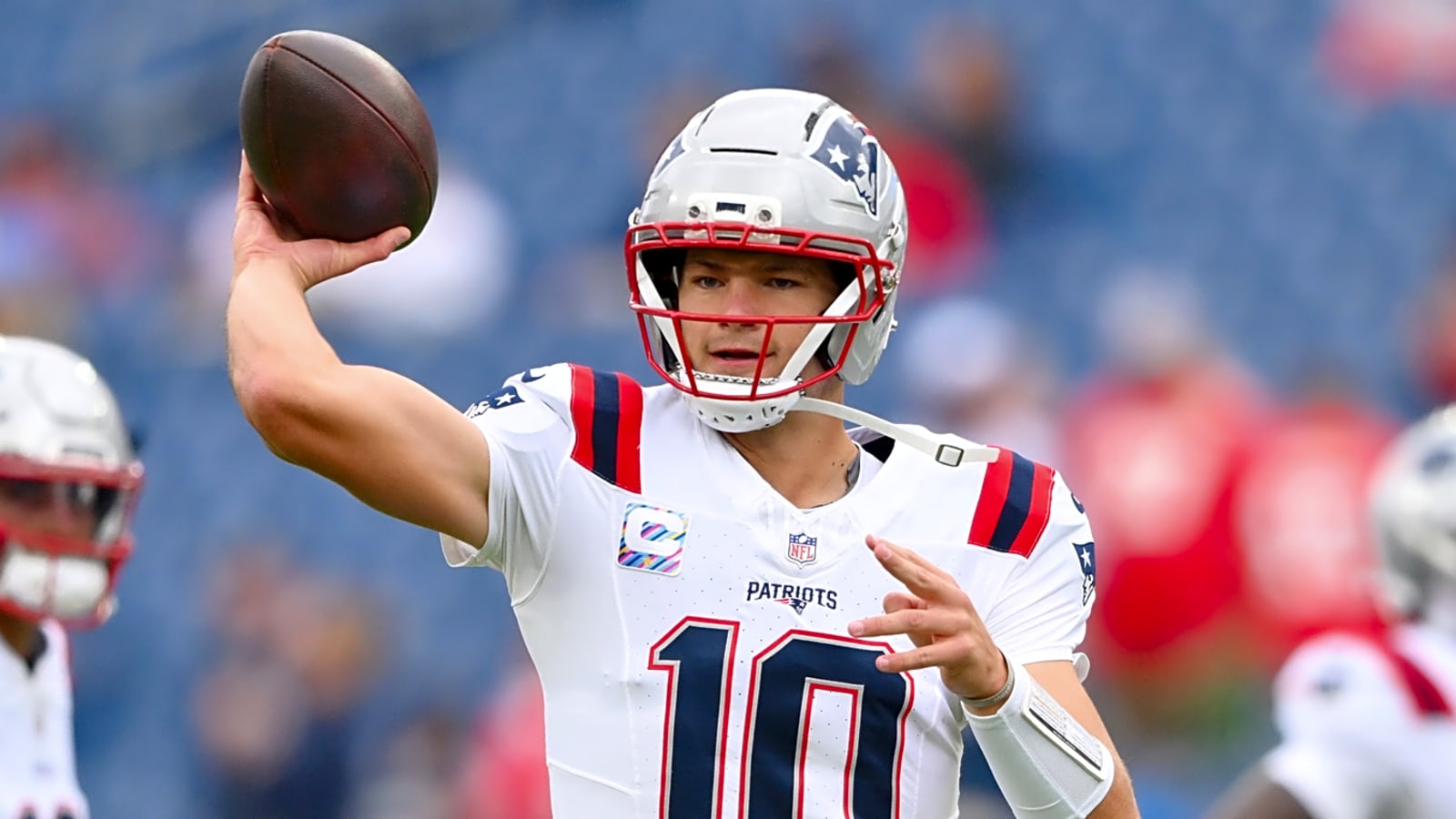 Patriots TE expands on how Drake Maye has grown as a leader