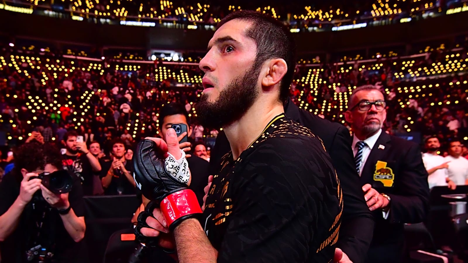 Rising UFC Star Shares Surprising Take on Islam Makhachev&#39;s Move to Welterweight
