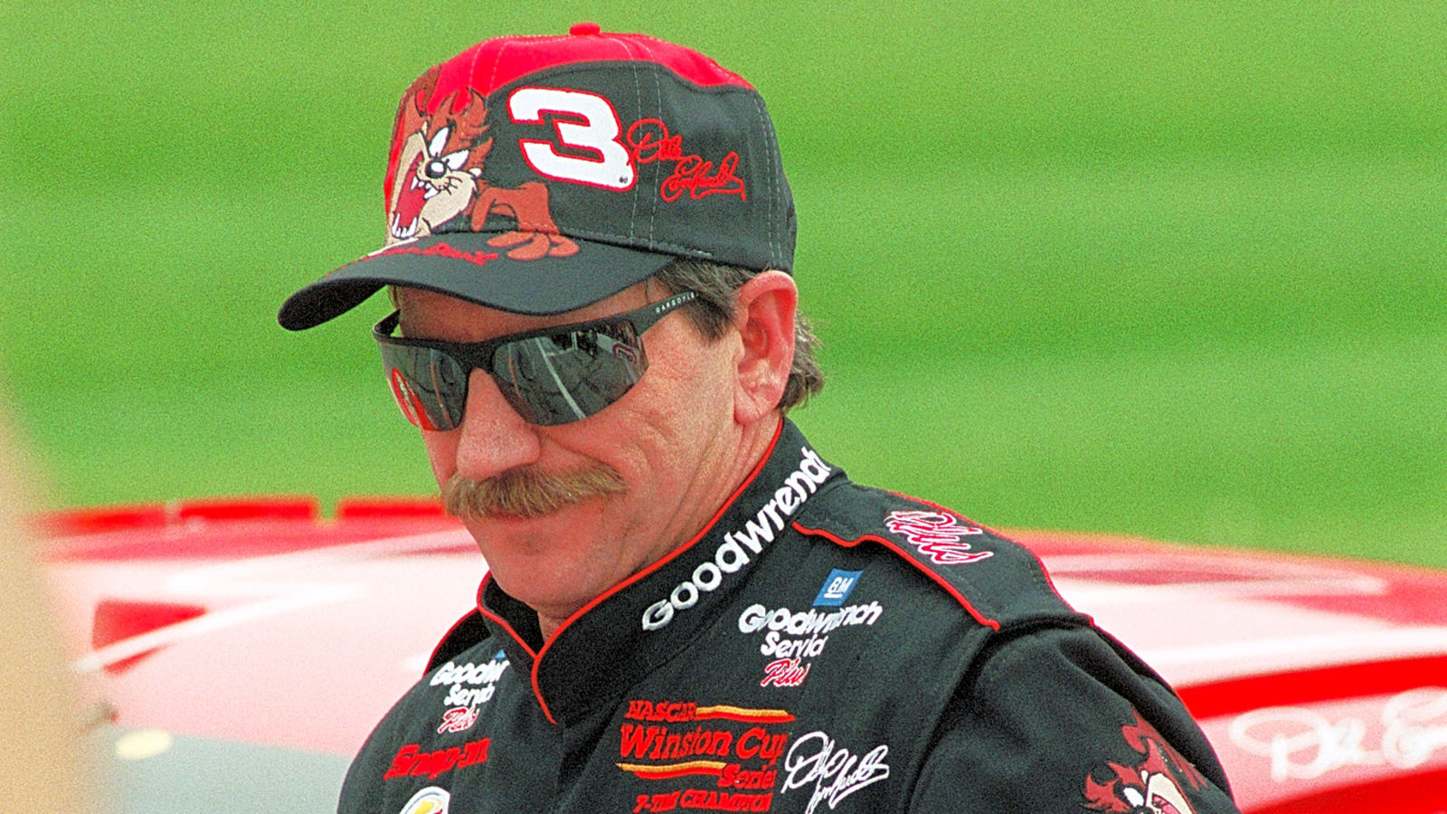When Peter Max designed a rainbow race car for NASCAR's 'Man in Black'