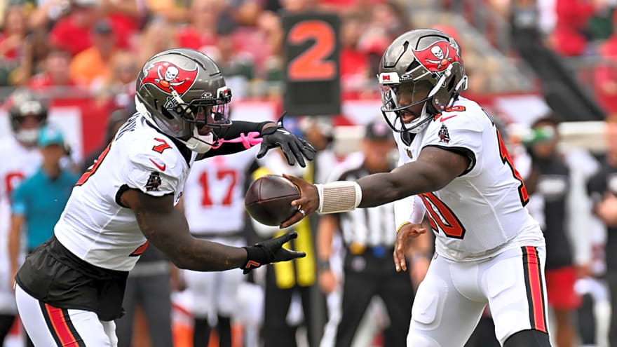 'TNF' takeaways: Previously winless Bucs expose Cowboys