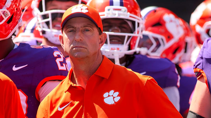 abo Swinney feeling the heat in wake of Brian Kelly firing