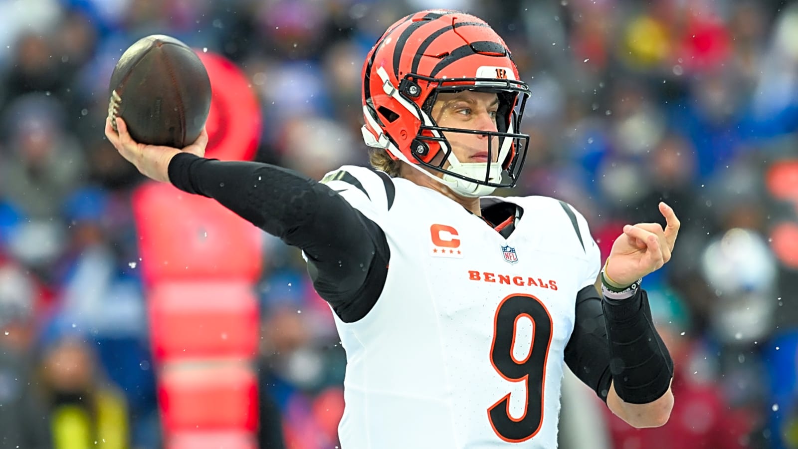 Burrow's rare mistakes may have sunk Bengals' playoff hopes