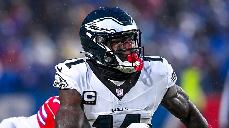 Could Patriots still trade for A.J. Brown after agreeing to sign Romeo Doubs?