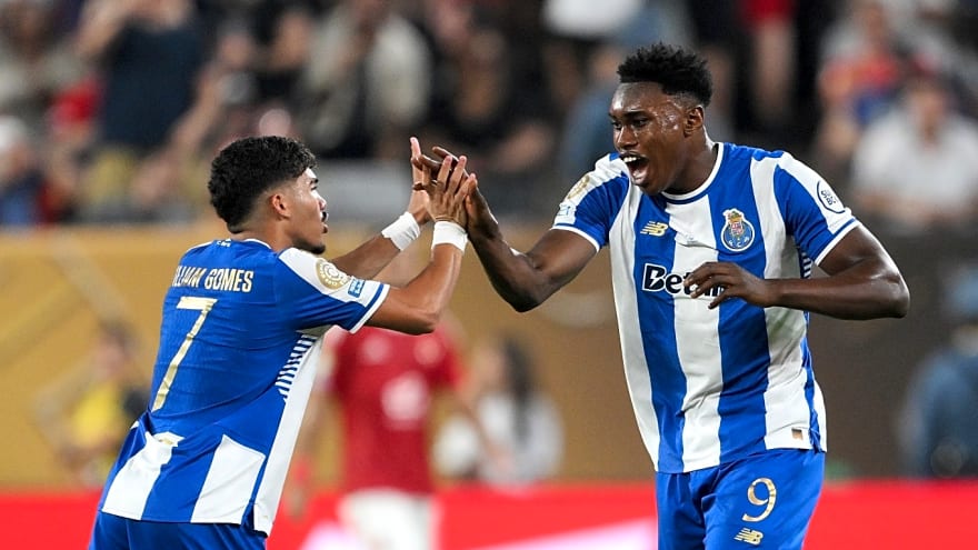 Chelsea consider audacious £133m double deal for striker & midfielder from same club