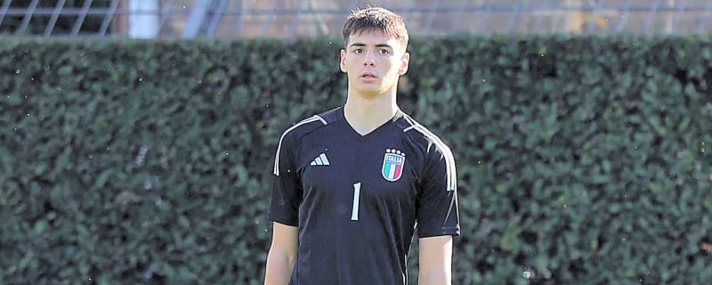The new Gianluigi Donnarumma? PSG confirm signing of 18-year-old goalkeeper from AC Milan