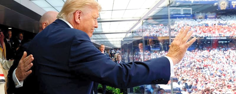 How Vancouver crowd reacted to Donald Trump appearing on coverage of World Cup final