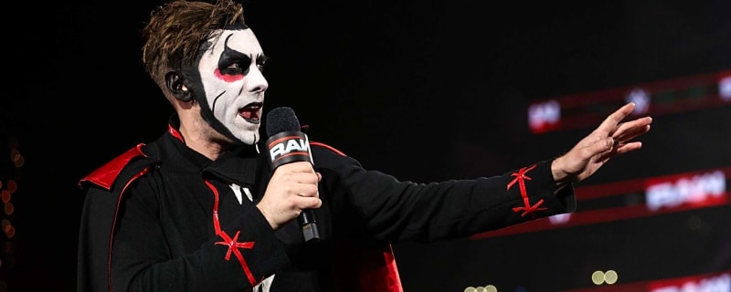 WWE superstar Danhausen reacts to the New York Knicks’ 43-day undefeated run