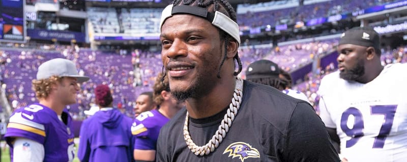 Kai Cenat offers NFL star Lamar Jackson exciting opportunity at Streamer University in 2027