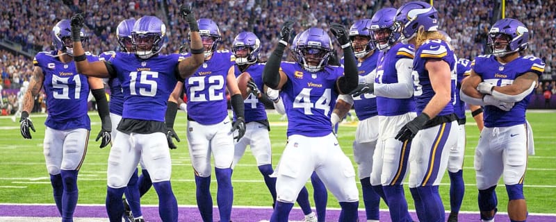 Jason Kelce splashes cold water on Vikings’ undefeated start with ‘legitimate contender’ reality check