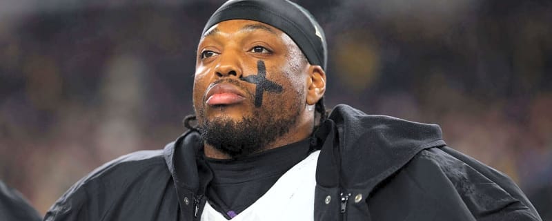Ravens star Derrick Henry quickly sets the record straight about retirement rumors