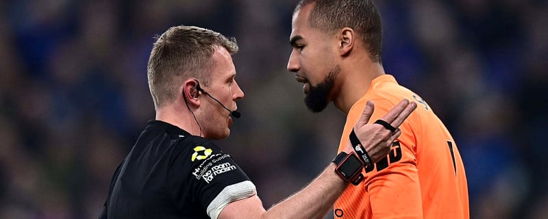 Chelsea vs Bournemouth referee has record that will worry Blues fans on Saturday
