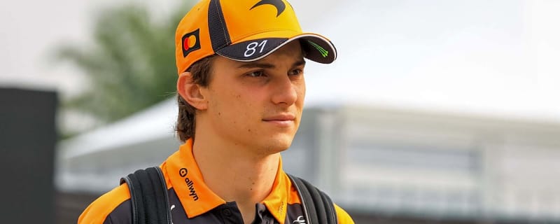 F1 fans all tell Oscar Piastri the same thing as they disagree with Johnny Herbert’s latest advice
