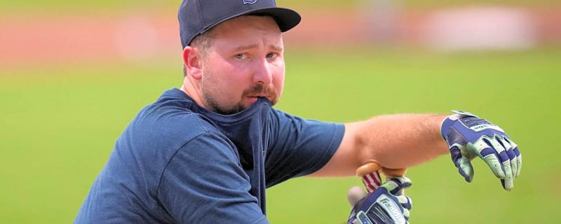 Cal Raleigh’s struggles with Seattle Mariners brutally compared against one-armed Pete Gray