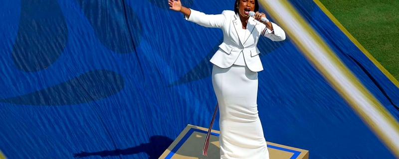 ‘Wow’ – Fans react to Jennifer Hudson’s USA national anthem performance at World Cup final