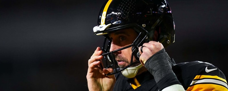 Aaron Rodgers delivers ‘never again’ message after reunion with estranged family