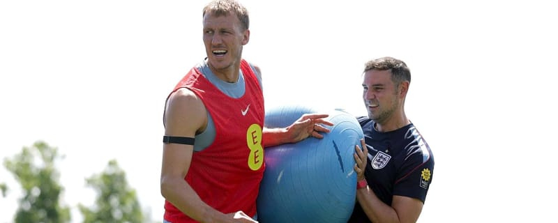 ‘There’s something wrong’ – Dan Burn makes Jordan Henderson injury admission after England victory