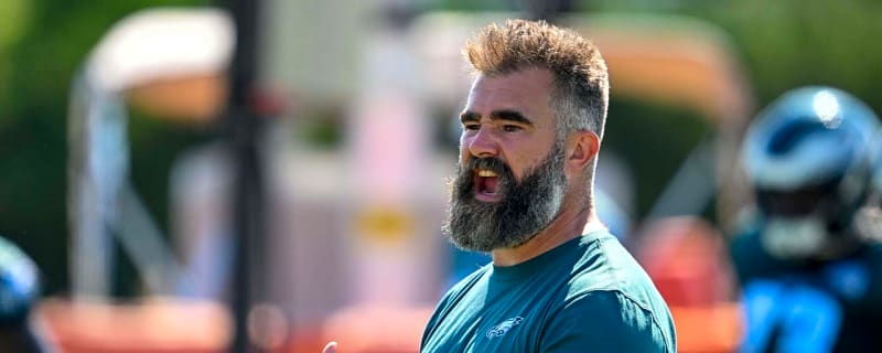 What one Kansas City Chiefs fan shouted at Jason Kelce to spark clear reaction at training camp