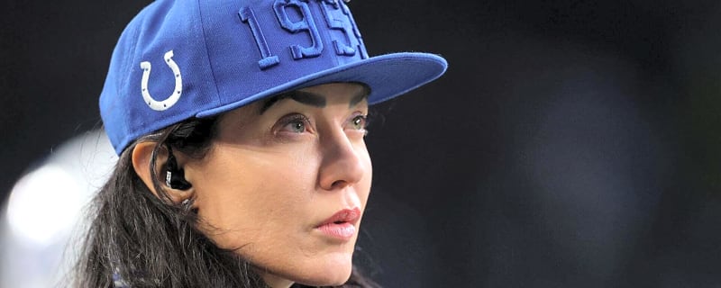 Indianapolis Colts player speaks on Carlie Irsay-Gordon wearing headset on the sideline
