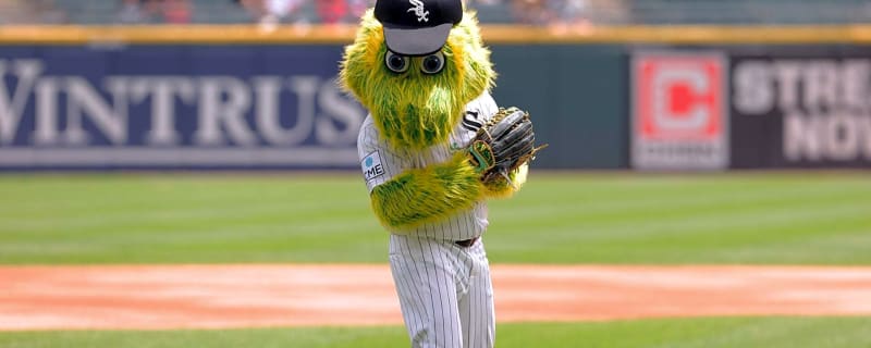 ‘Insane’ – White Sox mascot compared to ‘prime Randy Johnson’ after throwing impressive pitch